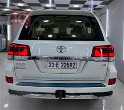 تۆیۆتا لاند کروزەر